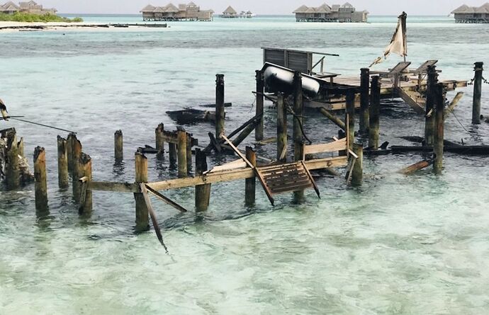 Un incendie détruit 7 villas sur pillotis de la station balnéaire de Gili Lankanfushi - Philomaldives Guide Safaris