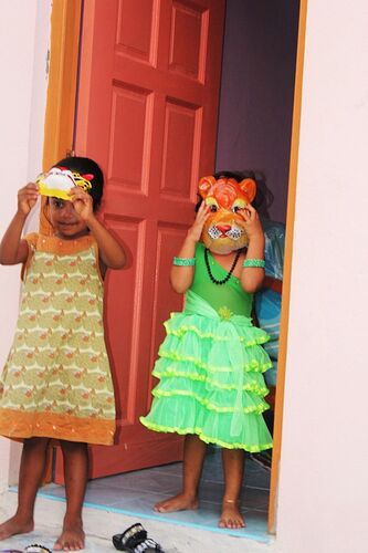 Les Enfants des Maldives   - Philomaldives  Guide  Maldives