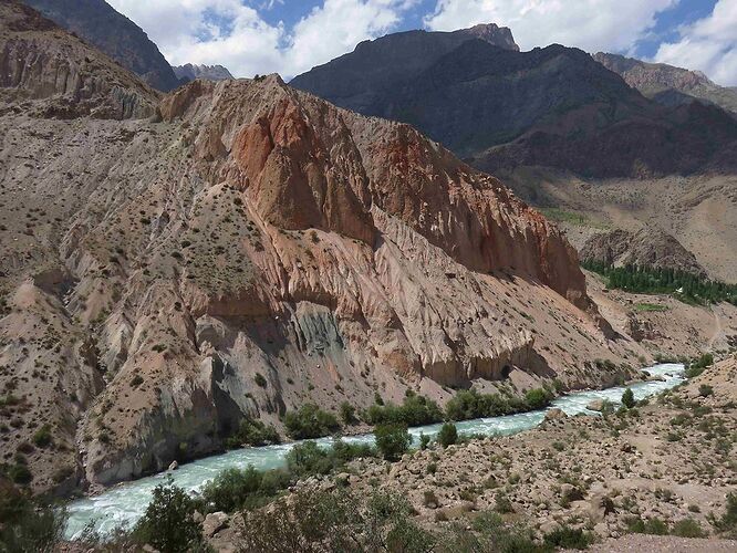 Re: Agence de voyage au Tadjikistan - yensabai