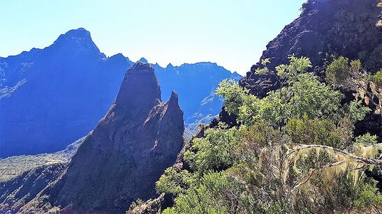 L'île INTENSE : Trek a l'île de la Réunion - Caro-Rando L'île INTENSE : Trek a l'île de la Réunion - Caro-Rando