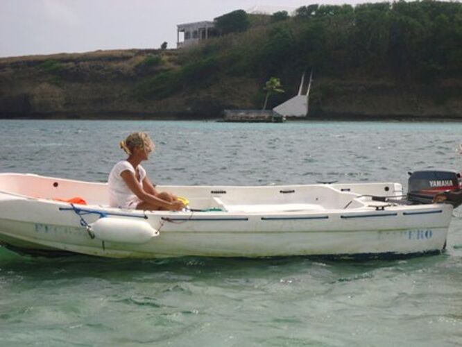 La baignoire de Joséphine avec les Kayaks ddes ilets du François - DEVREM