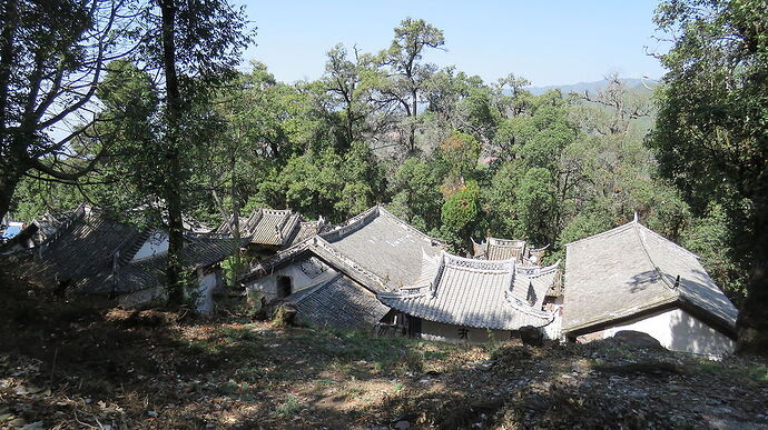 Weibaoshan, la montagne taoïste.  - PATOUTAILLE