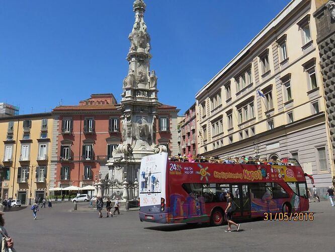 Re: 2 jours à Naples - quinqua voyageuse