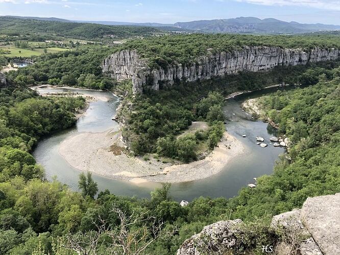 Ardèche : gorges, grottes, canot et randos - krikri&RV