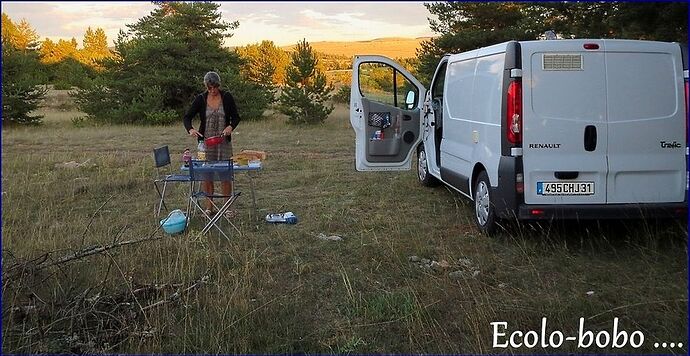 Re: 10 raisons de transformer un petit fourgon de plombier en mini camping-car ........ - triptrafic