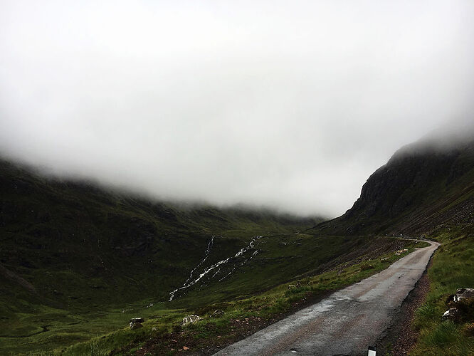 L'Écosse, ou la route vers l'infini - Julie-Baker
