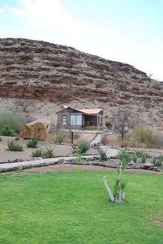 ...J14 Zebra River Lodge, Tsaris Mountains - llce