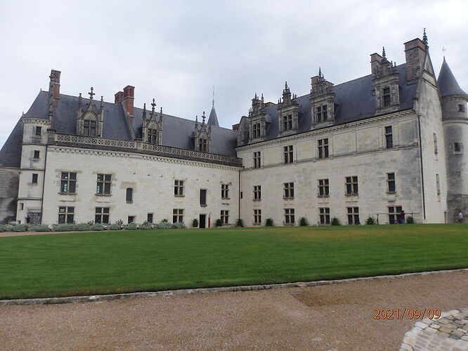 Re: chateaux de la loire - voyageuse16