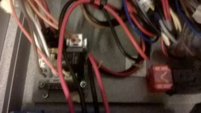 Re: Chargement batterie moteur  - meleau