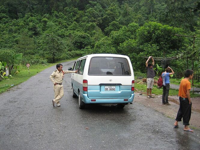 Re: Trajet bus Luang prabang/Veng Vien/kasi - Gilles