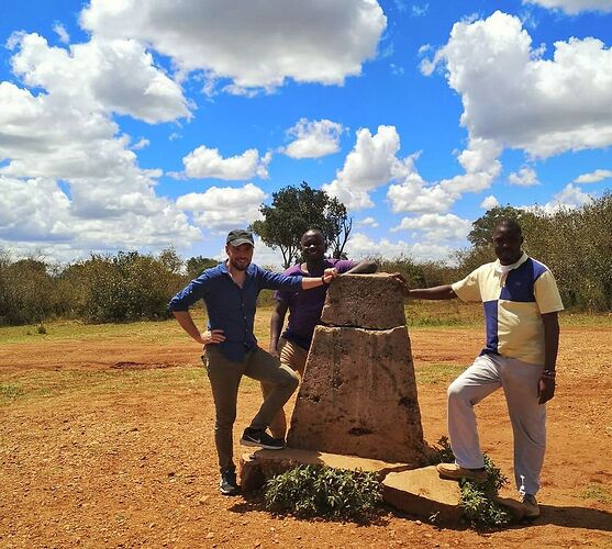 Re: Waltz Tours Safaris au Kenya - Arnaud-Dubois
