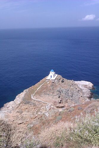 Re: Grèce, où aller pour éviter les touristes et voir de beaux endroits ? - lavrendia