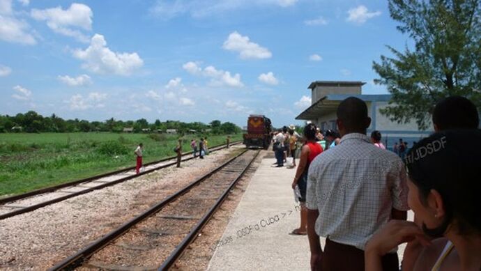 Re: Tren frances à Cuba - Jacques JDSDF à CUBA