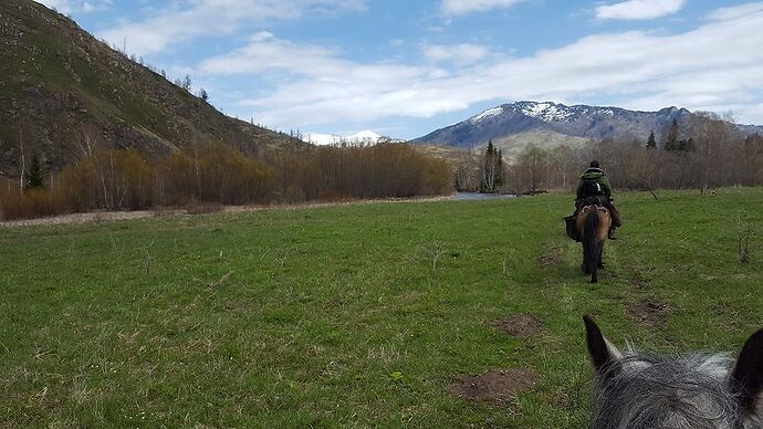 Trek à cheval dans les monts Altaï, Kazakhstan - LauraBS