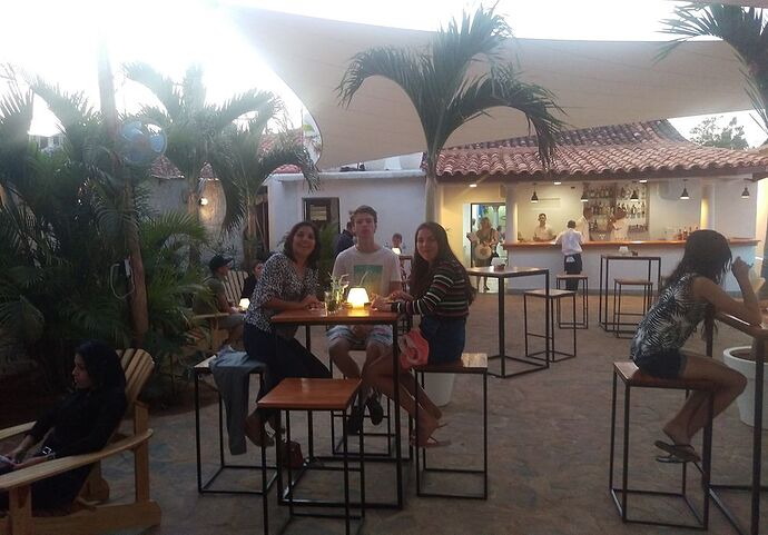 nouveau restaurant bar à  Viñales - vincentco