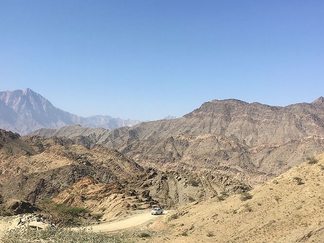 Re: De retour de deux semaines à Oman avec 3 jeunes enfants en camping sauvage - jmayo