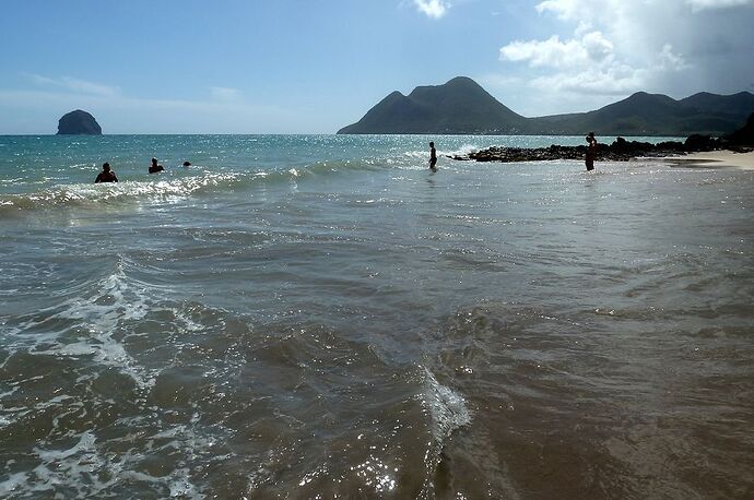 Re: Alerte plages au Diamant  - Madikéra