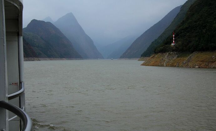 Re: Chine, au fil de l'eau du grand fleuve Yang Tse - jem