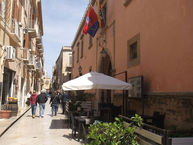 suite : Mazara del Vallo , Marsala - giorgio