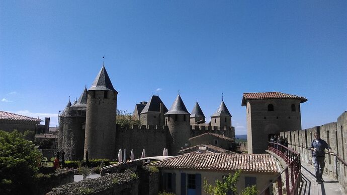 Re: Quelques jours près de Carcassonne  - enamor