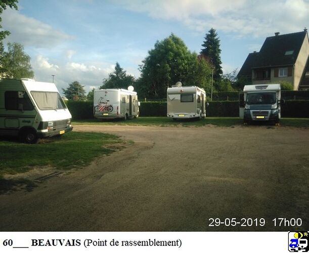 Re: camping car groupe de celibataires  - Bobe2506