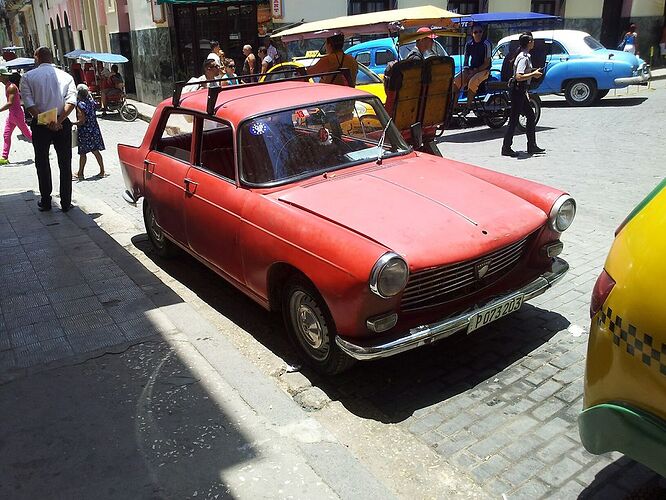 Vieilles françaises à Cuba - zapata33