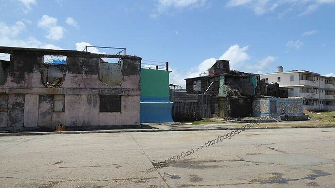 Baracoa de Cuba coté face - Jacques JDSDF à CUBA