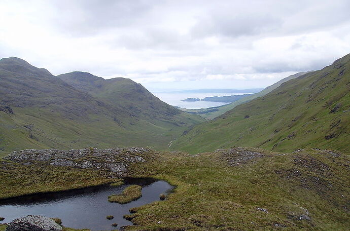 Petite  rétrospective : de la vallée de la rivière Carnach à Inverie - calamity jane