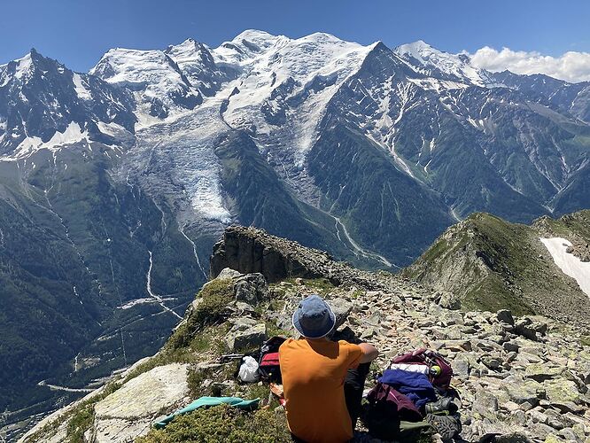 Equipement conseillé pour faire un randonnée ur le GR5 Alpes