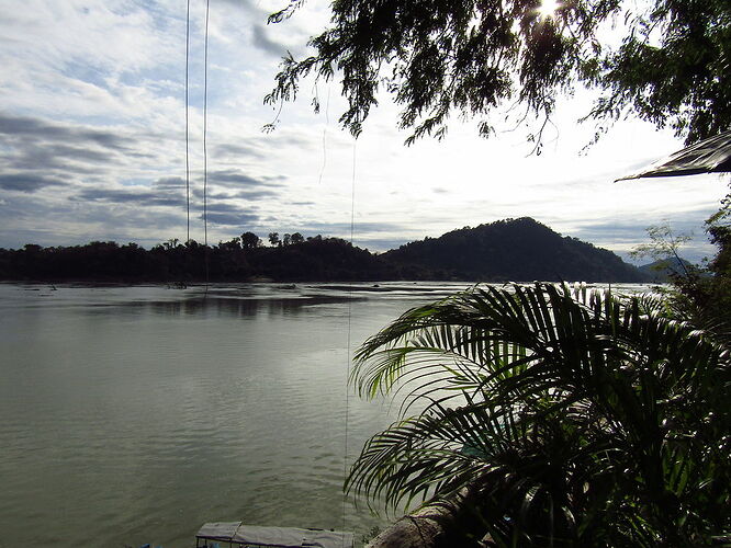 Du Sud au Nord, les milles couleurs du Laos - N-Gwen