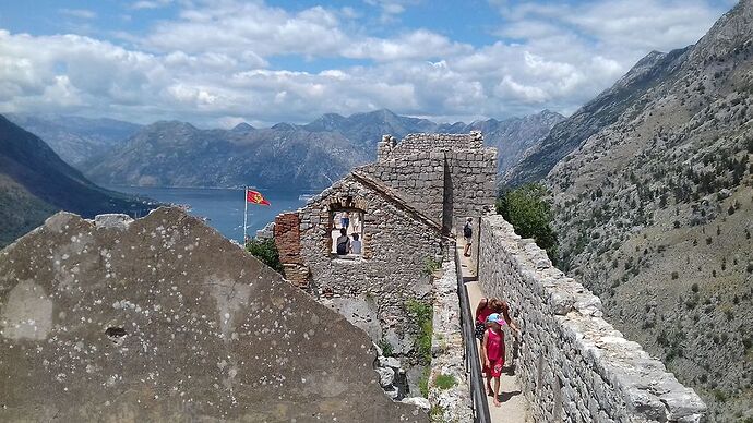 Les bouches de Kotor... J'adore ! - doume54