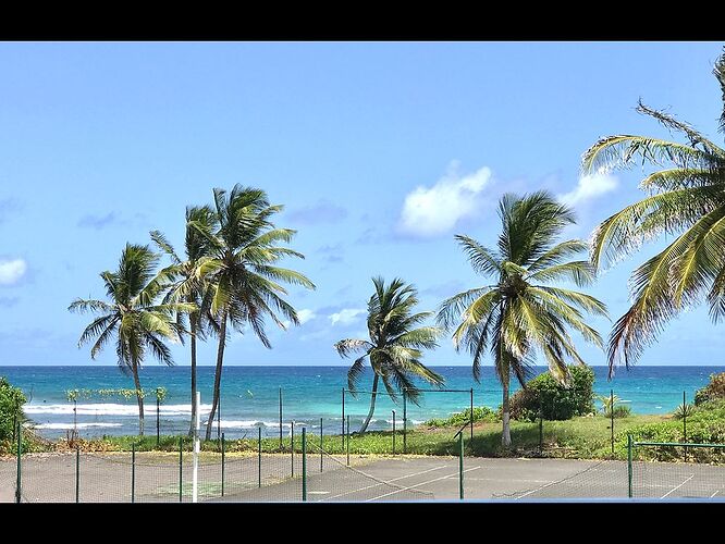 Re: L'anse Des Rochers à Saint-François en Guadeloupe - Sophie2433