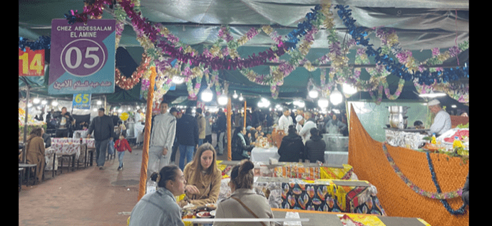 Re: Un dîner à prix exorbitant sur la place Jamaa El F'na - stephane6610