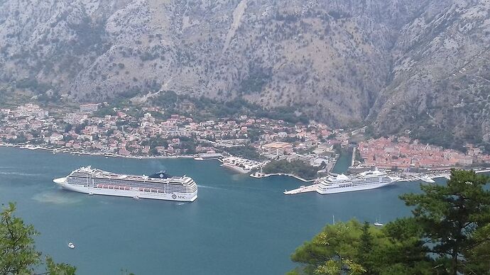 Les bouches de Kotor... J'adore ! - doume54