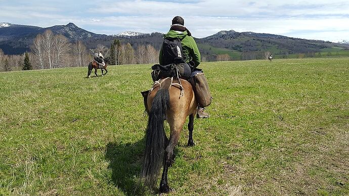 Trek à cheval dans les monts Altaï, Kazakhstan - LauraBS