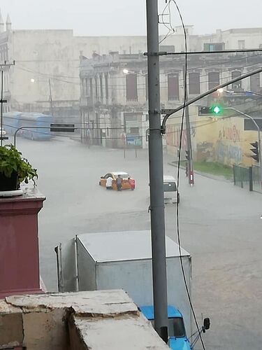 Re: Premier orage tropical de la saison : sévère montée des eaux à la Havane  - GERALD-GT