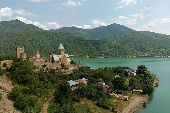 Re: Géorgie et Arménie: Mashrutkas express - pierrewb