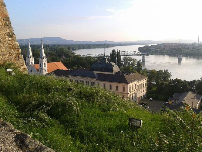 Parenthèse à Budapest - popidouce