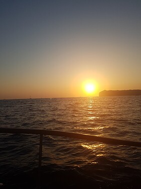 Coucher de soleil depuis le bateau