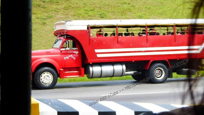 Comment se déplacer à Cuba en dehors des transferts classiques bus ou taxis? - Jacques JDSDF à CUBA