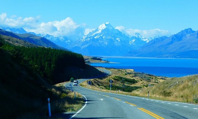 La conduite chez les kiwis et les plus belles routes néo-zélandaises - titimathi