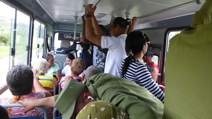 Comment se déplacer à Cuba en dehors des transferts classiques bus ou taxis? - Jacques JDSDF à CUBA