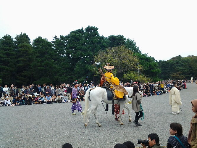Re:  Meilleur spot pour voir procession du Jidai Matsuri - luckyluciano