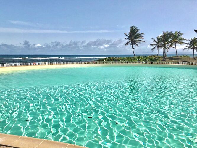 Re: L'anse Des Rochers à Saint-François en Guadeloupe - Martinebordeaux