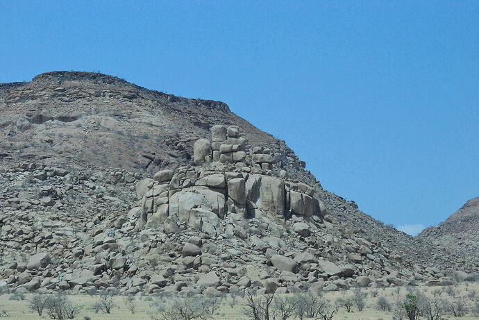 J7 en route pour Brandberg White Lady Lodge - llce