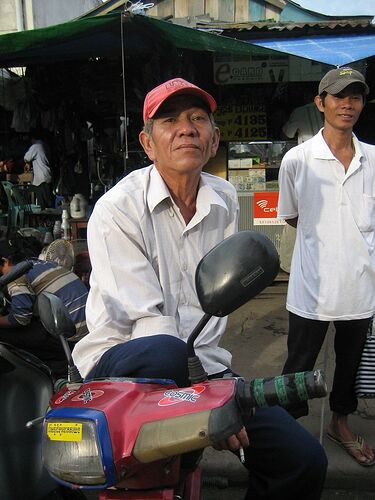 Vélo moto marche Vietnamien  - Gilles