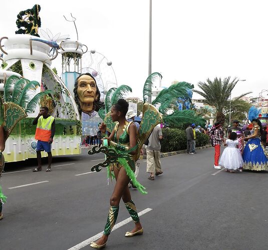 Mindelo et le carnaval - PATOUTAILLE