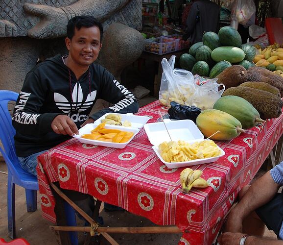 Re: Merveilleuse guide francophone + chauffeur de tuk tuk exceptionnel à Siem Reap - Kernalbeth