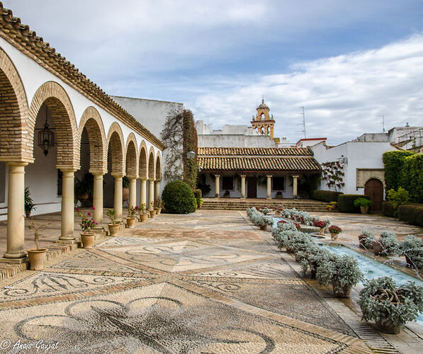 BIENVENUE EN ANDALOUSIE, RÉGION OÙ L’ART ESPAGNOL ET ARABE S’ENTREMÊLE POUR UNE HARMONIE PARFAITE - anaisgaujat BIENVENUE EN ANDALOUSIE, RÉGION OÙ L’ART ESPAGNOL ET ARABE S’ENTREMÊLE POUR UNE HARMONIE PARFAITE - anaisgaujat