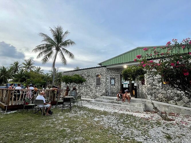 Retour de POLYNÉSIE : RANGIROA. - PATOUTAILLE